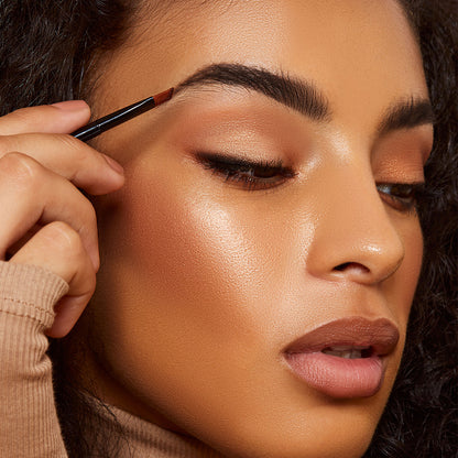 SET & DEFINE EYEBROW PALETTE