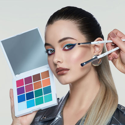 RESET EYESHADOW 02 PALETTE OUTLANDISH